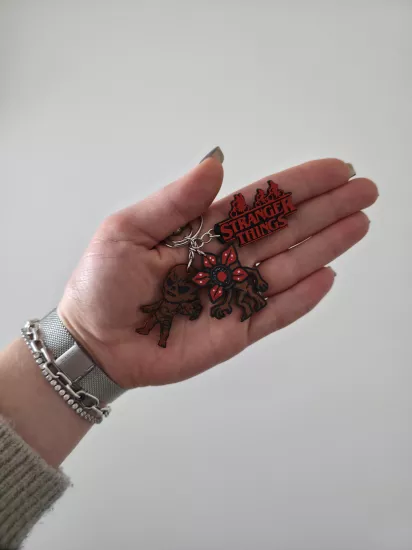 Stranger Things Demogorgon Vegna Gümüş Zincir Anahtarlık, Çanta Charmı Süsü